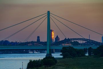 Severinsbrücke in Köln von Walter G. Allgöwer