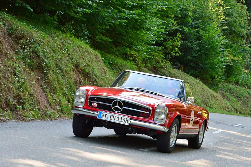 Mercedes 230 SL Pagoda Eggberg Classic 2019 by Ingo Laue