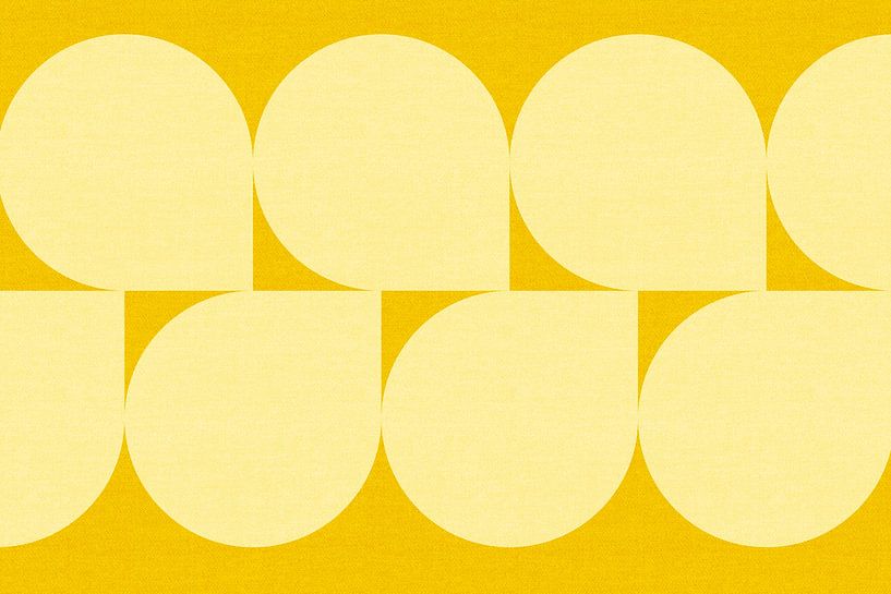 Sonne, moderne abstrakte Sonnenstrahlen in Gelb von FRESH Fine Art