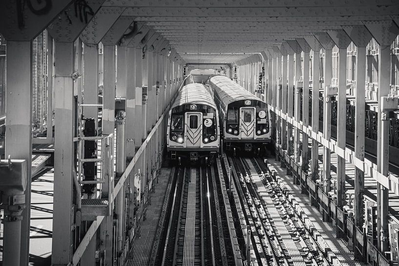 New York subway by Michèle Huge