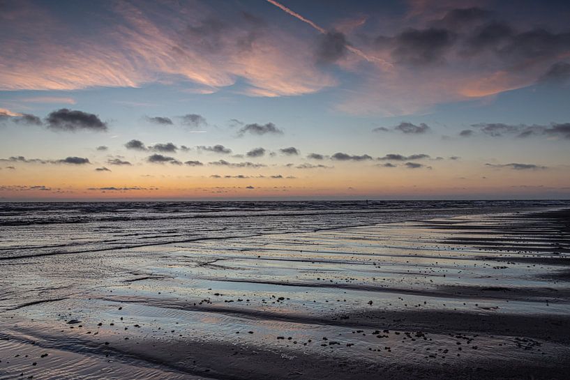 Colorful beach just after sunset by Paul Veen