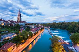 Altstadt mit dem Münster in Bern von Werner Dieterich