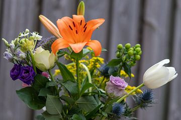 Boeketje bloemen voor jou van Jolanda de Jong-Jansen