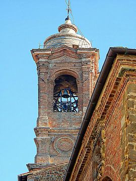 Campanile de l'église des saints Gervasio et Protasio