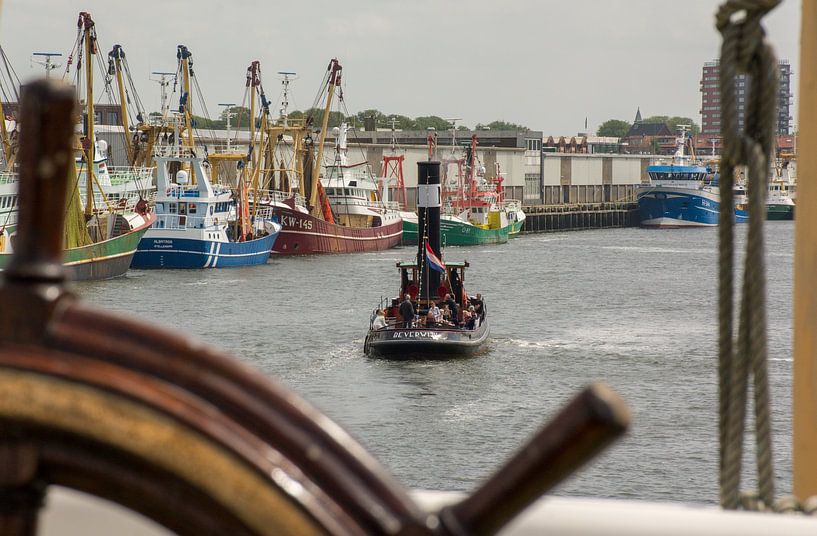 Schlepper und Fischereifahrzeuge in IJmuiden von scheepskijkerhavenfotografie