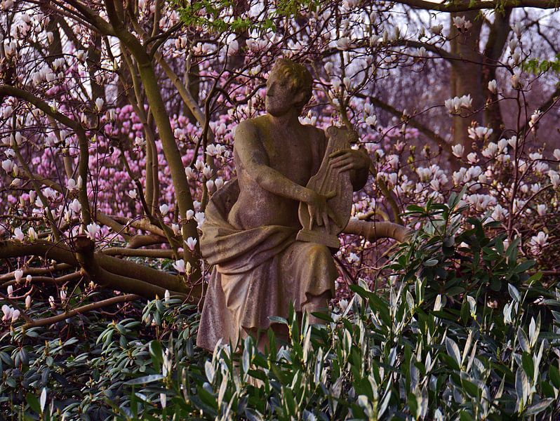 Gardien des fleurs par Edgar Schermaul