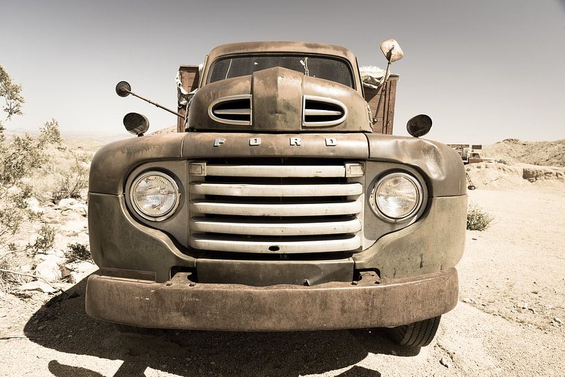 Ford, old car by Inge van den Brande