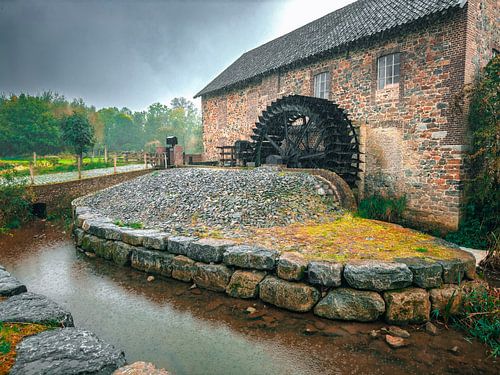 Le Volmolen à Epen sous la pluie sur Joran Maaswinkel