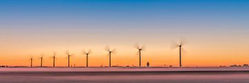 windturbines, windmolenpark in de polder. van eric van der eijk