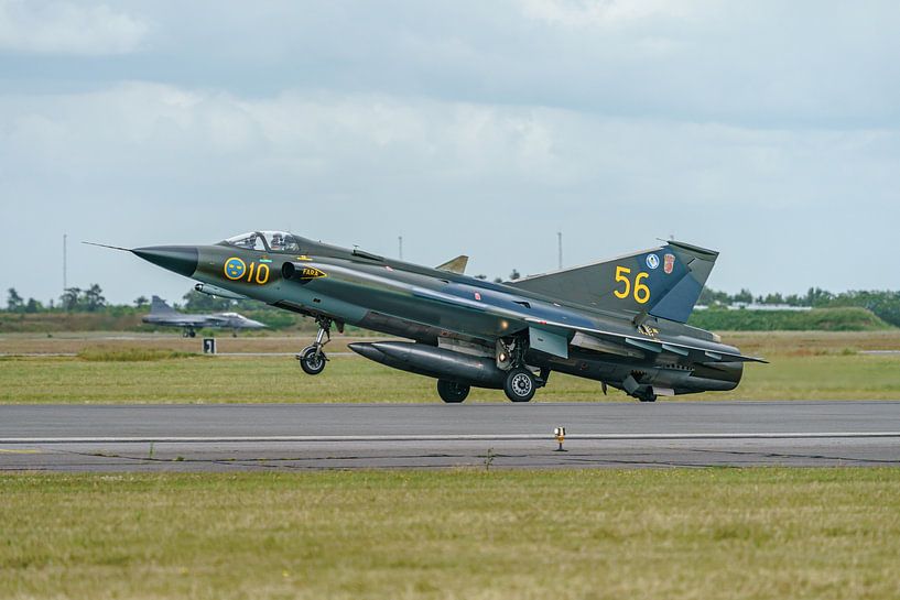 Saab J35 Dragons from Swedish Air Force Historic Flight. by Jaap van den Berg