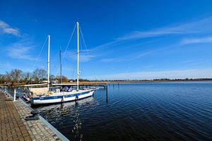 Segelschiffe im Hafen Puddemin auf Rügen