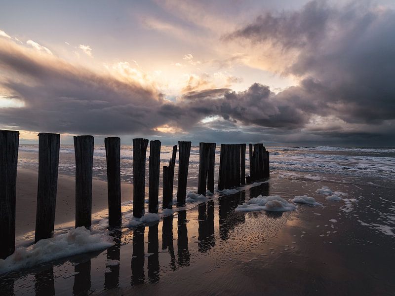 Postes de plage Ameland par Merope Sfeer