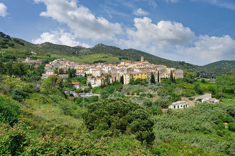 das Dorf Rio nell`Elba,Insel Elba,Italien von Peter Eckert