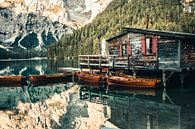 Bergmeer Lago di Braies in de Dolomieten, Italië van Expeditie Aardbol thumbnail
