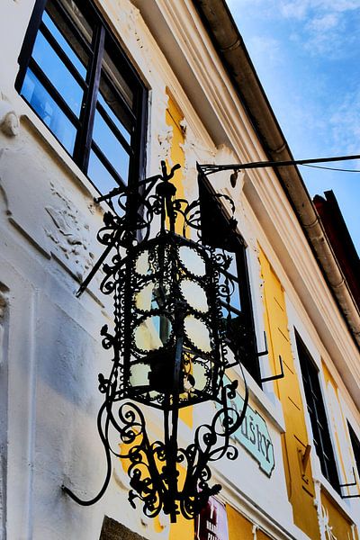 Prag - Wandlampen-Ornament von Wout van den Berg