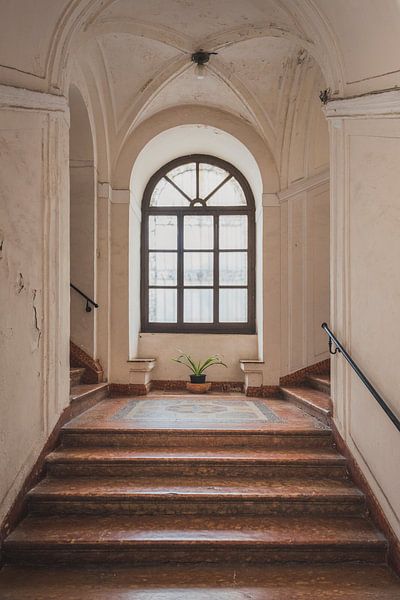 Couloir de palais par Perry Wiertz