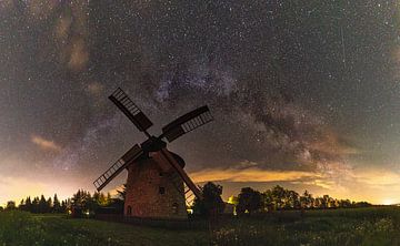 Molen met Melkweg van Fototante