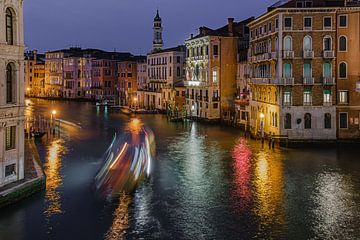 Venetië vanaf de Rialtobrug van Kurt Krause