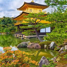 Goldener Pavillon - Kinkaku Ji - in Kyoto , Japan von Chihong