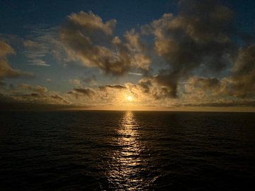 Dunkles Porträt eines Sonnenuntergangs von Marco Dekkers