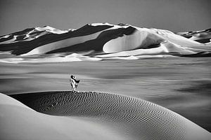 Algerien, in der Nähe von Djanet. Sahara-Wüste. Mann vom Stamm der Tuareg.