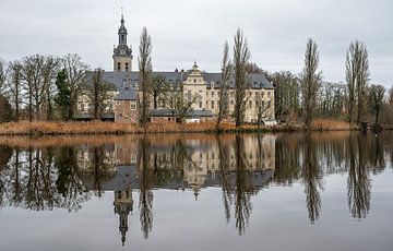 Winter reflections in Park Abbey by Werner Lerooy