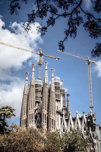 Sagrada Familia kerk in Barcelona de torens zijn nog niet klaar