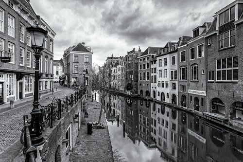 UTRECHT - OUDEGRACHT & LICHTE GAARD - B&W-2