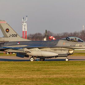 Armée de l'air royale néerlandaise General Dynamics F-16 Fighting Falcon. sur Jaap van den Berg