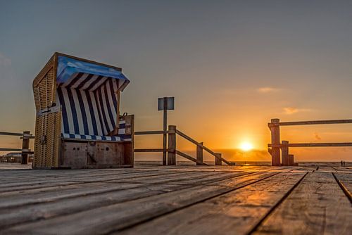 Neemt u alstublieft plaats.