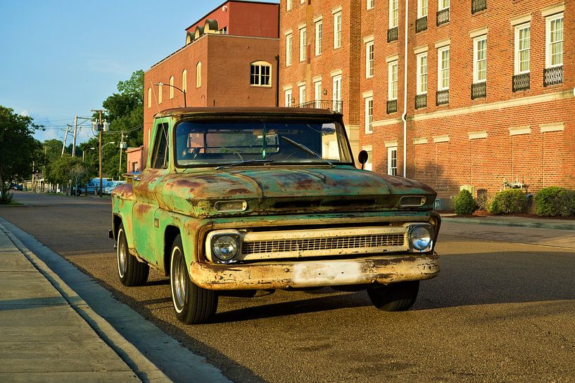 Oude Pick-up in de Avondzon van Jesse Wetzer
