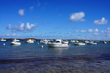 Boats at sea in Brittany by Sandra van der Burg