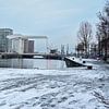 Winterse Londenbrug op Het Eilandje van Kristof Leffelaer