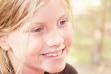 Julie von Erik Creugers