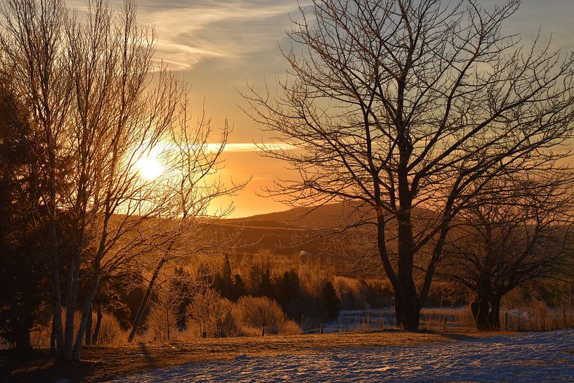 A sunrise on a cold morning by Claude Laprise