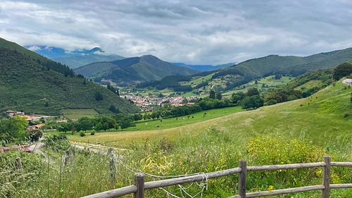 Colline Turieno, Espagne sur Digital Art Nederland