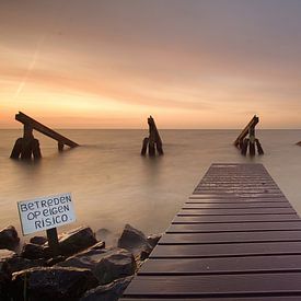 Icebreakers Marken at sunrise by John Leeninga