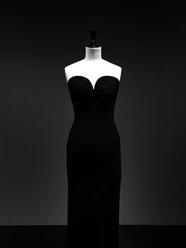 Black dress by Rick Van der Poorten