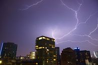 Onweer in Rotterdam van Michel van Kooten thumbnail