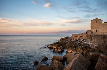 Golden hour on the coast of Cefalu by Werner Lerooy