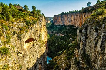 Turia kloof in Chulilla Spanje van Dieter Walther