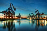Hamburg - Blue hour at the quay