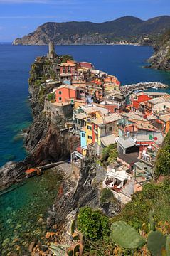 Vernazza. The gem of the Cinque Terre. by FotoBob