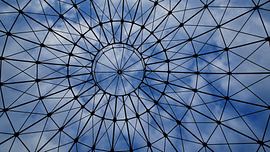 cloud cage van Tina Hartung