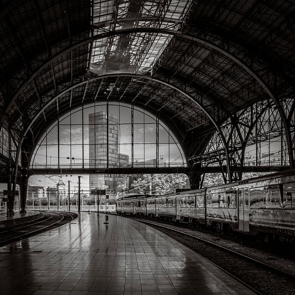 Gare ferroviaire de Barcelone Franca par Susan Chapel