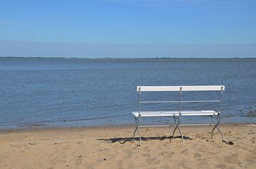 Seaview by Corinna Vollertsen