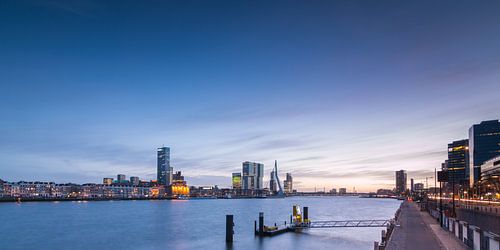 Zonsondergang bij de Boompjes Rotterdam