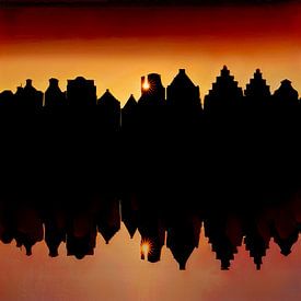 Amsterdamse grachtpandjes weerspiegelen bij zonsopkomst  in de gracht. van Rick Nederstigt