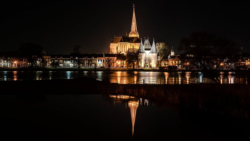 Koornmarktspoort und Bovenkerk in Kampen von Fotografiecor .nl