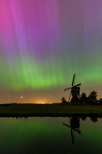 Kockengen mill with northern lights